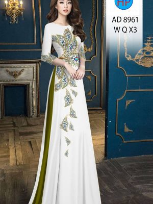 1622776417 82 vai ao dai mau moi nhat hien nay (14)